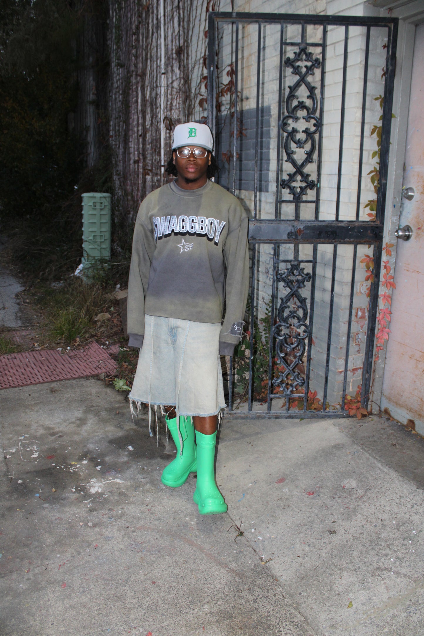 SWAGGBOY SB CREWNECK