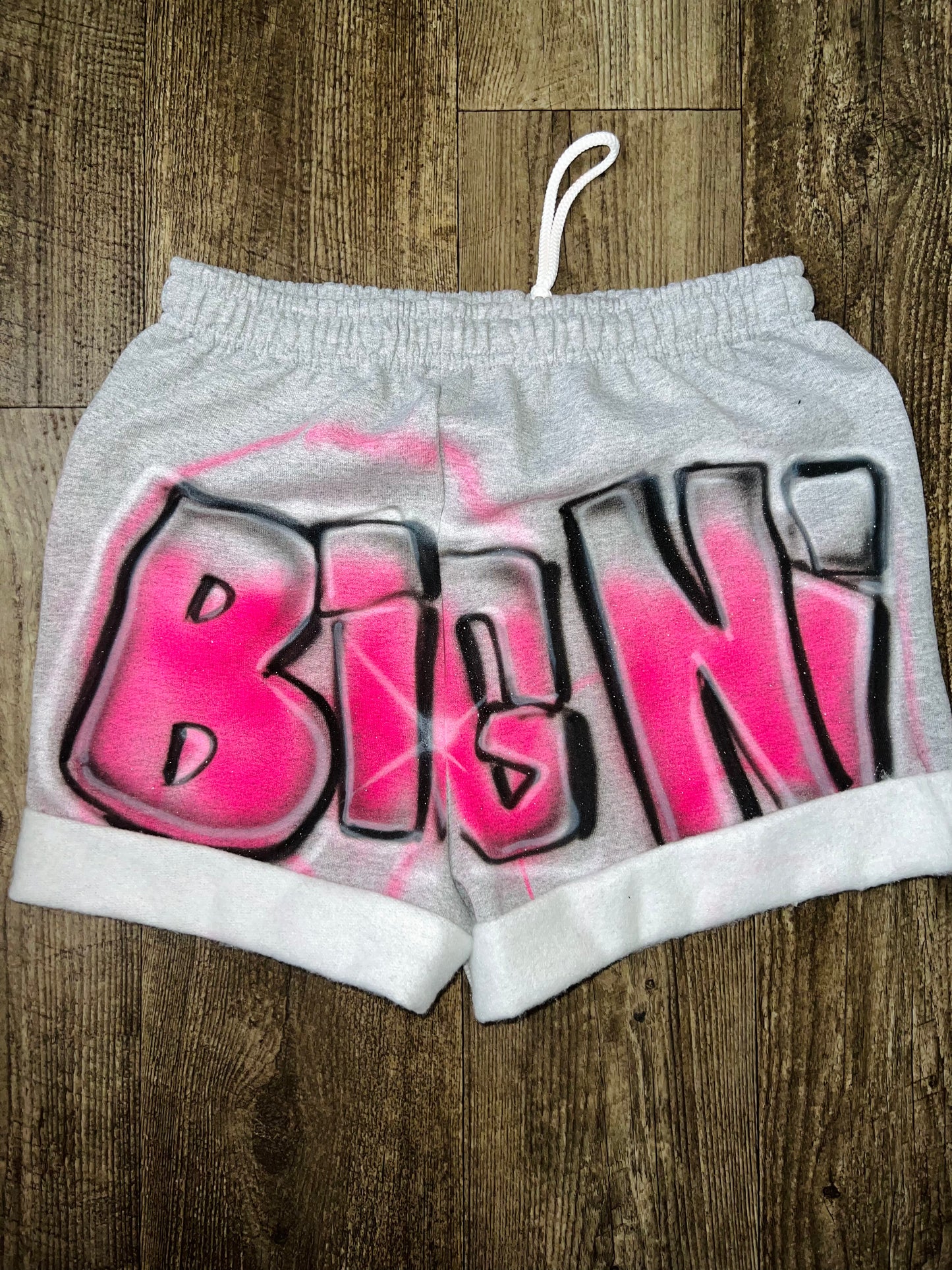 AIRBRUSH CUSTOM SHORTS