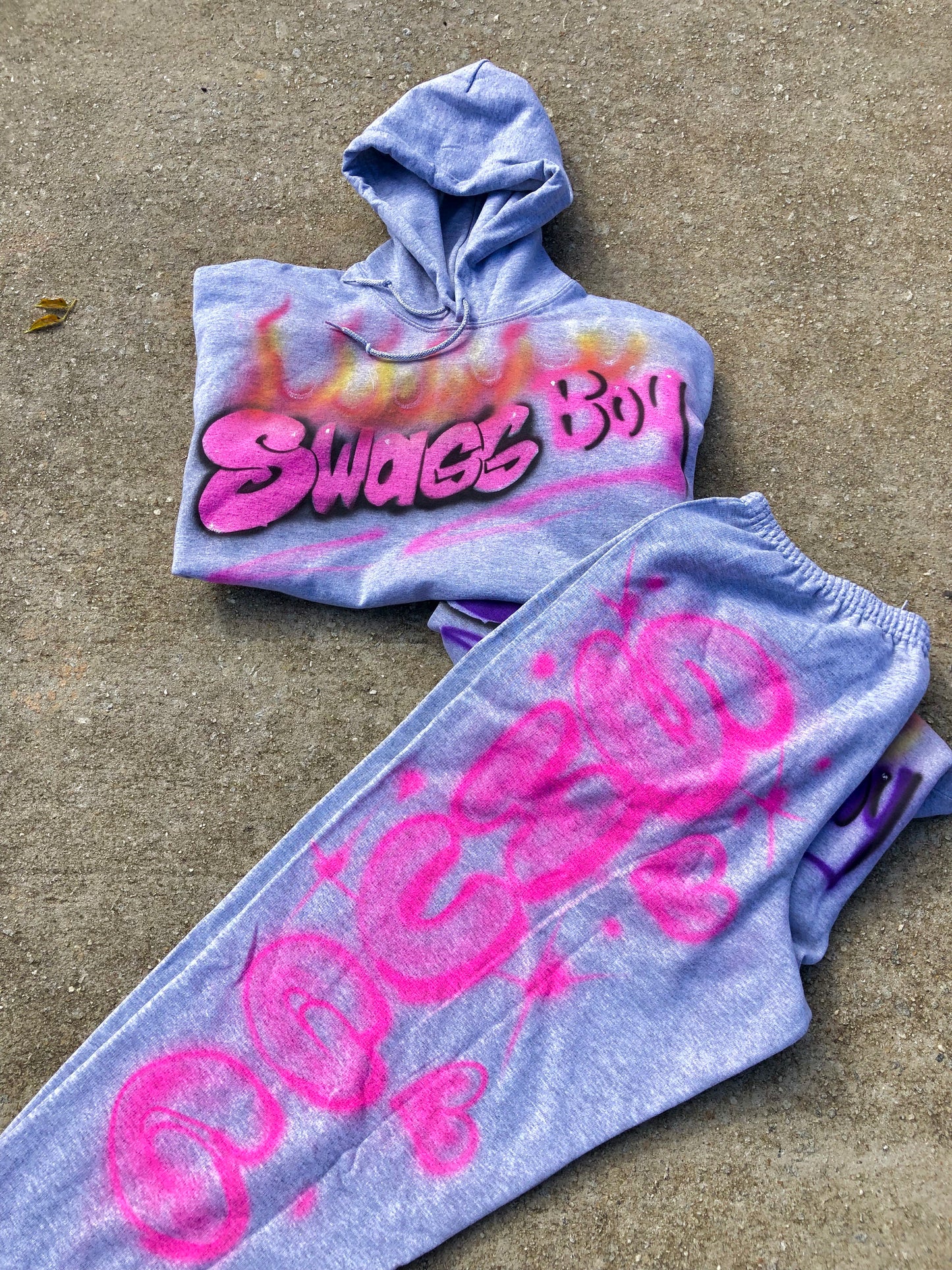 AIRBRUSH ‘IN HEAT’ SWEAT SET