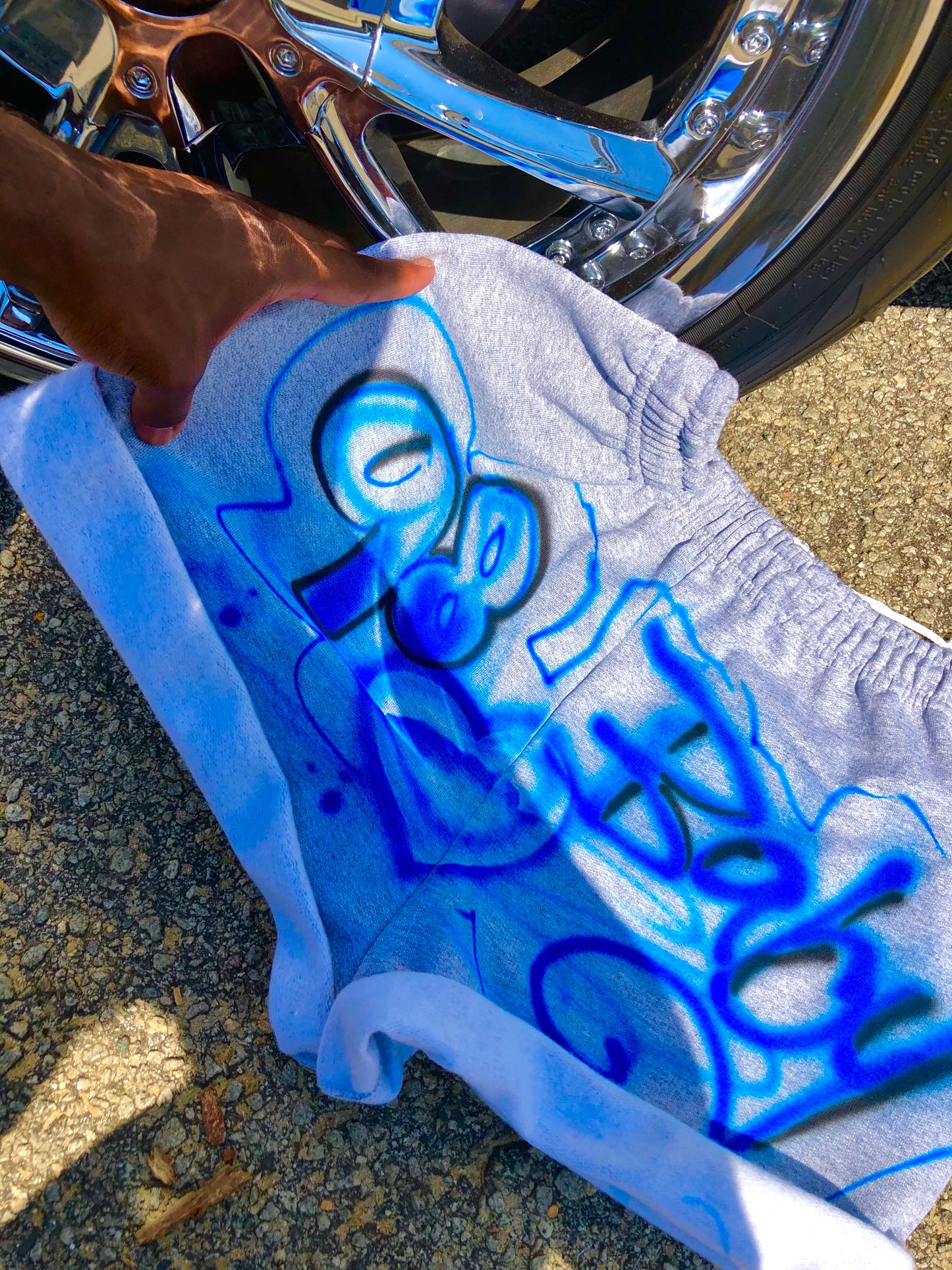 AIRBRUSH CUSTOM SHORTS